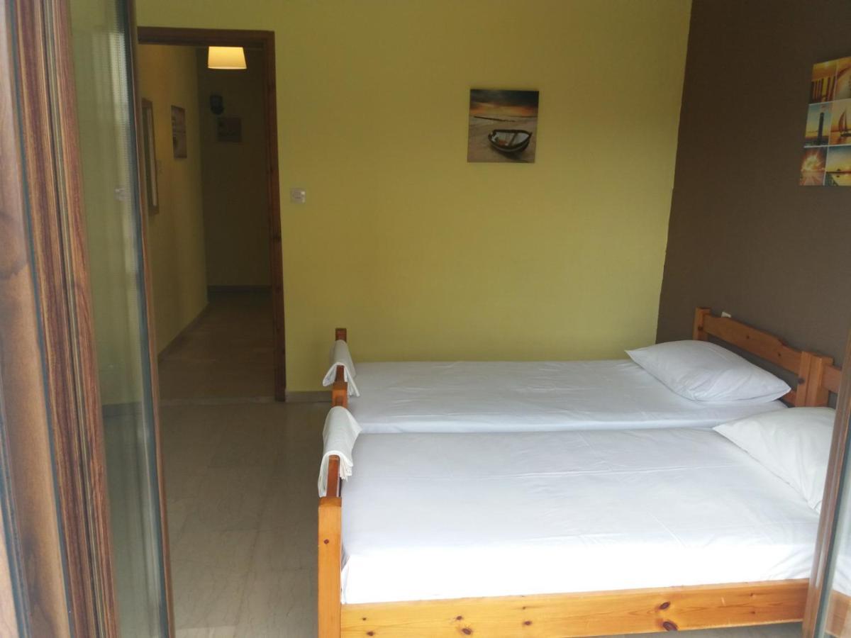 P.A.G Apartments Néa Róda Kültér fotó