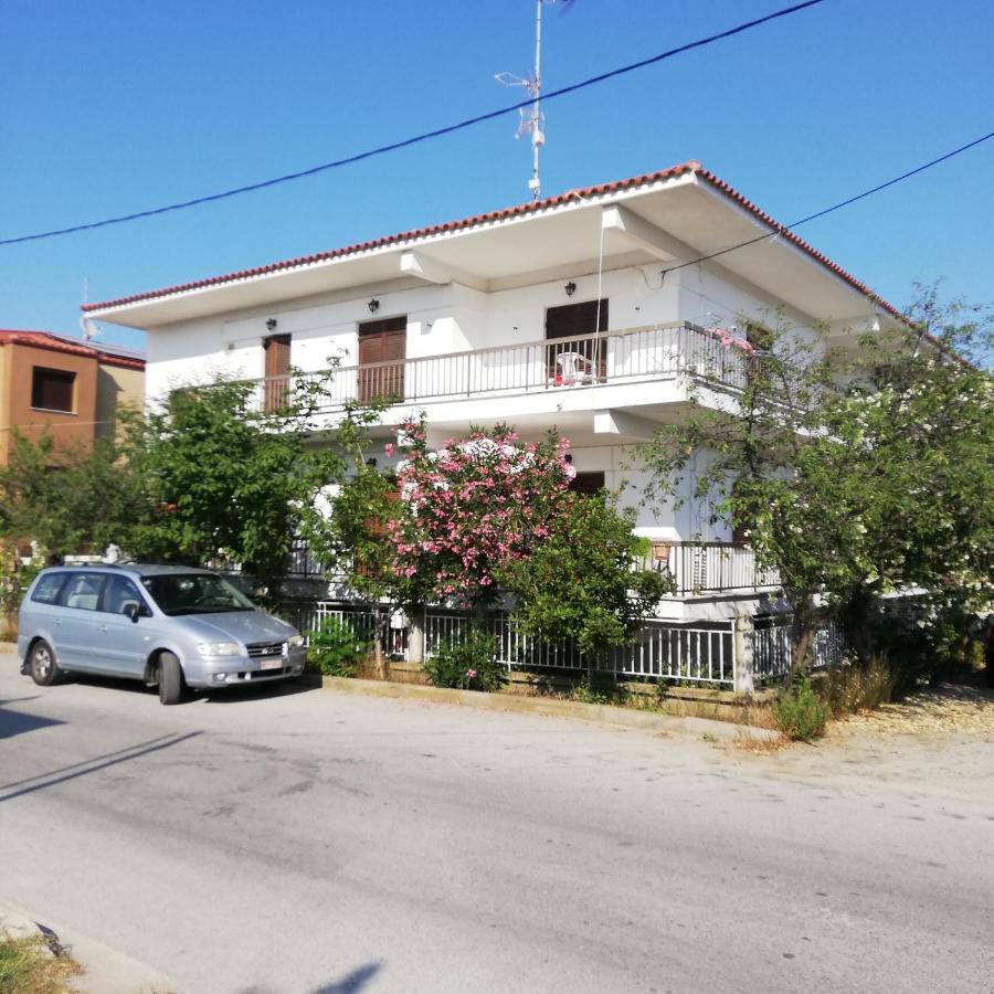 P.A.G Apartments Néa Róda Kültér fotó