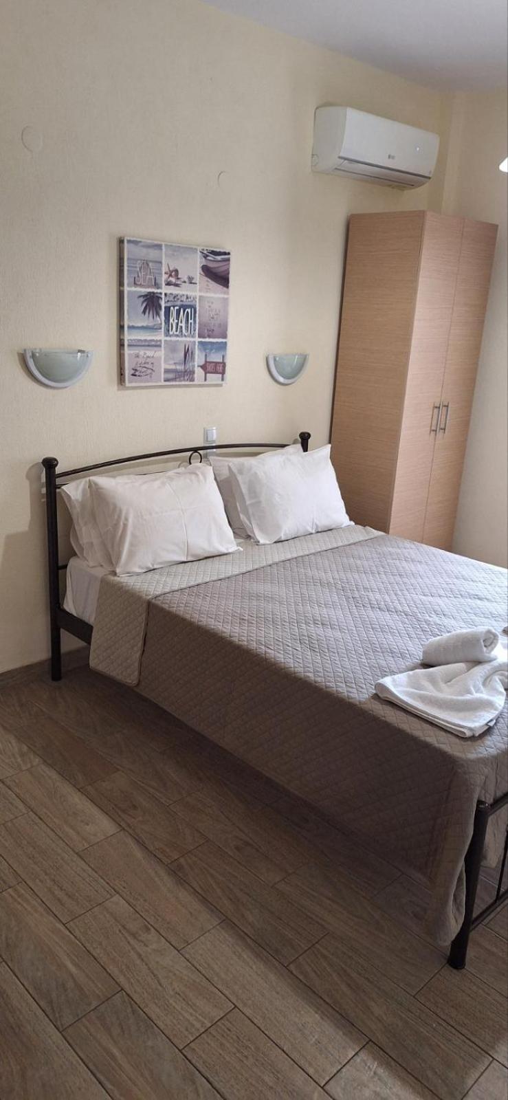P.A.G Apartments Néa Róda Szoba fotó